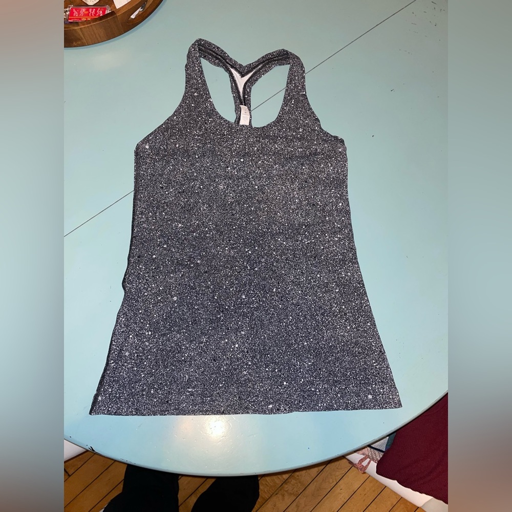 black and white speckled size 8 lululemon tank top